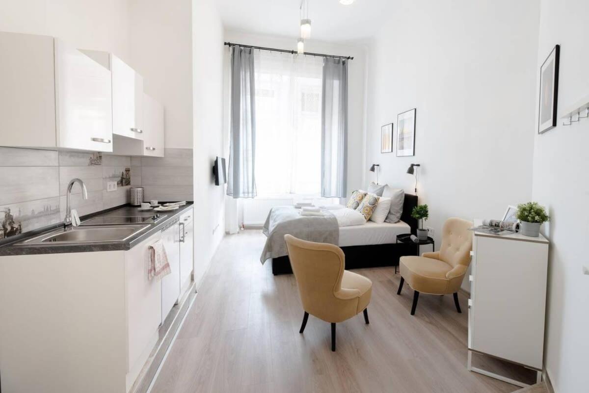 New A C With View Of The Synagogue Appartement *